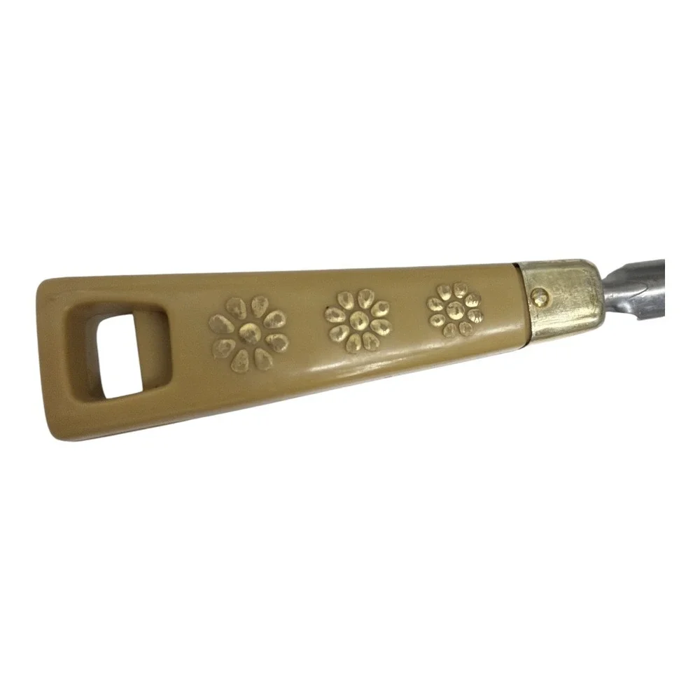 TRAVCO Potato / Vegetable Peeler Stainless Steel Floating Blade Daisies